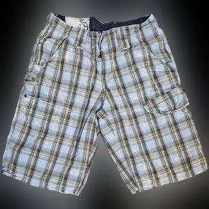 Boy's Plaid Cargo Shorts by Vurt  Size 29W‎  Blue, White, and Black